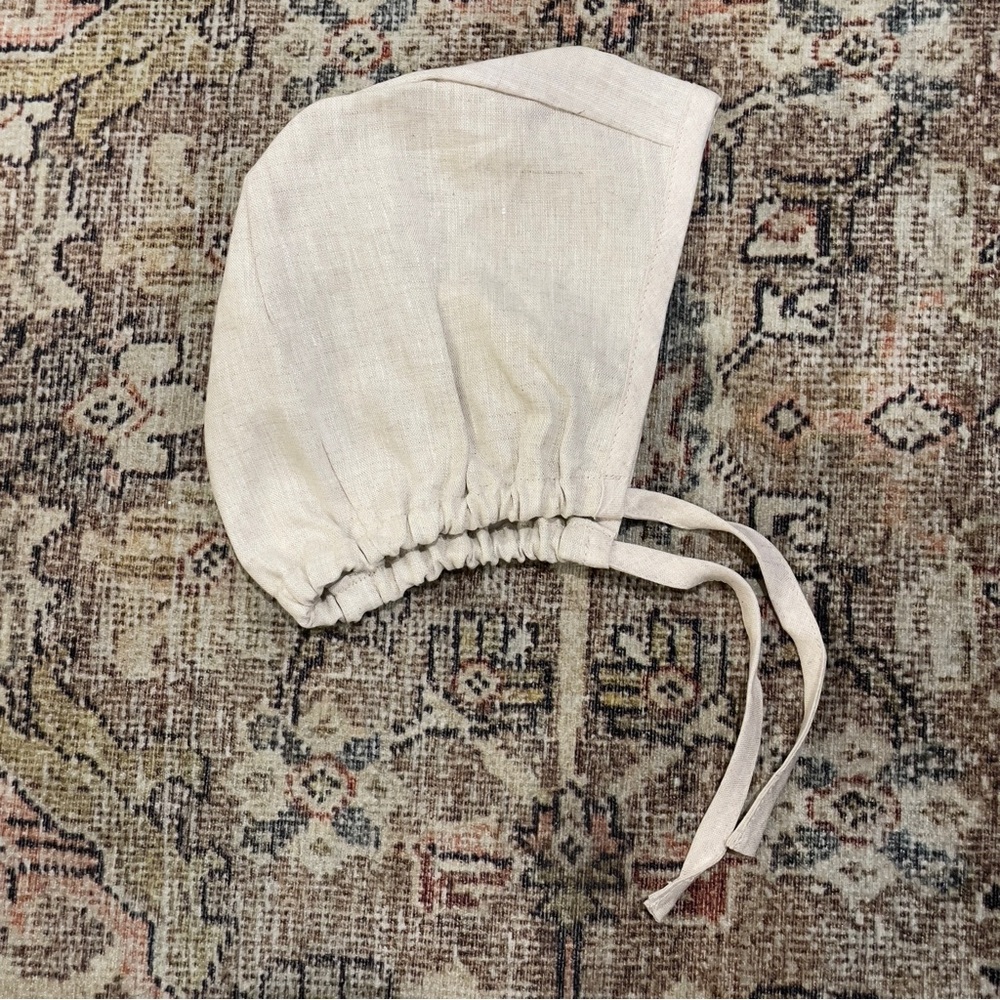 Girls bonnet